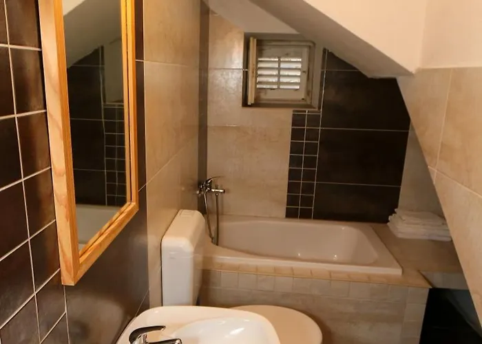 Kuca Na Plazi Podobuče